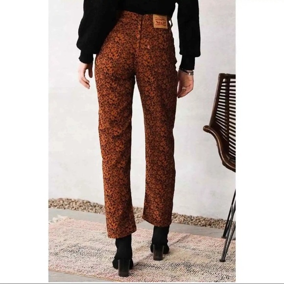 Levi’s Scratchy Leopard Ginger Wedgie Straight Corduroy Jeans Size 28 NWT - Picture 8 of 10